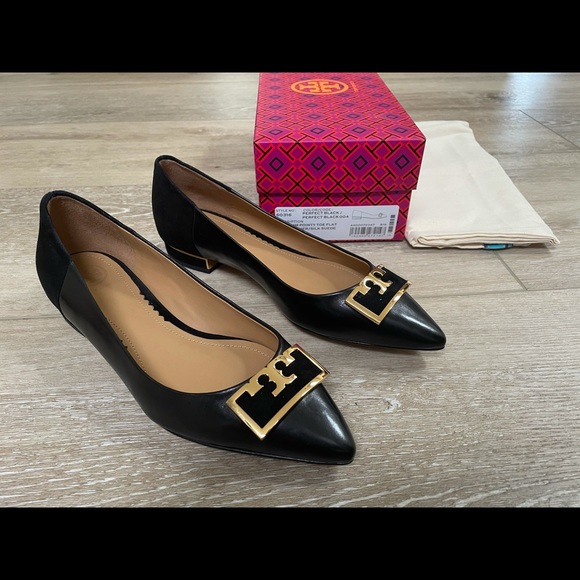 Tory Burch Shoes - Tory Burch Gigi Pointy Flat Sz 6